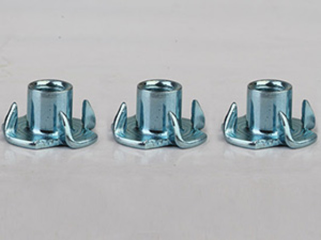 M8*11 four claws tee nuts