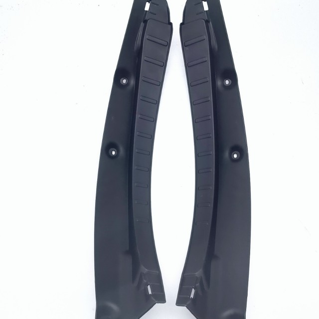 This product is suitable for the rear door inner lining mudguard of the xiaomi YU7 2025 model and is directly used by cross-border car modification manufacturers for foreign trade