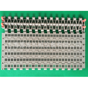 5935 Flat Grid Plastic Mesh Belt