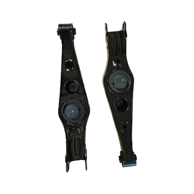 Suitable for Hyundai Kia rear suspension arm 55210F8000 auto parts rear swing arm assembly cross-border sales