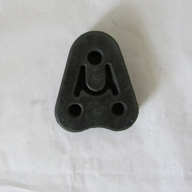 Suitable for Beijing Hyundai exhaust pipe lifting lugs with complete models. Triangular lifting lugs