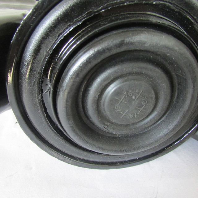 Applicable to Beijing IX25 21810-C9000 engine bracket engine right bracket engine foot glue