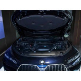Is the fuel tank of the BMW 7 Series made of iron?