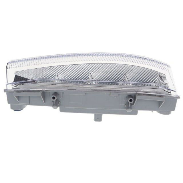 Suitable for Mercedes-Benz C-Class W204 daytime running lights W212 driving lights LED anti-fog daytime running lights front bumper turn signal