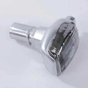 The market for high-end customized gear knobs is heating up, with carbon fiber and solid wood materials gaining popularity.