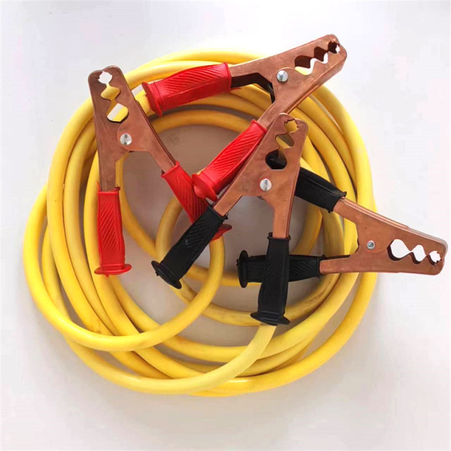 The 12v regular 6800 mah off-road battery emergency power supply for pickup trucks and light trucks can be used at minus 20 degrees