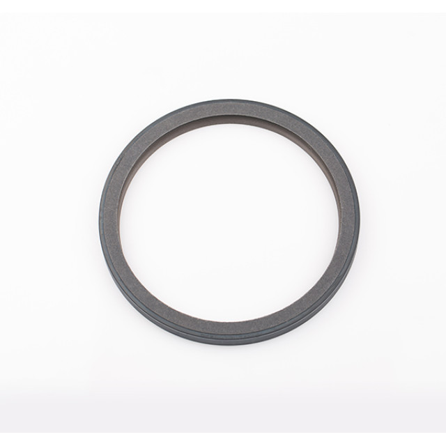 With felt PTFE oil seal