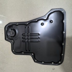 Suitable for the transmission oil pan of the old Teana and Qashqai models A32 and A33. The transmission oil pan is 31390-31X00