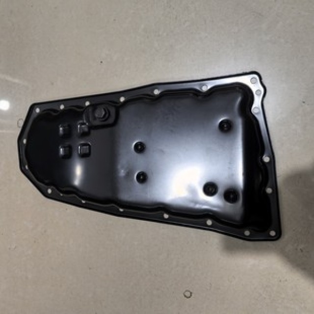 The 31390-3VX0A transmission oil pan is suitable for Nissan Teana L33 and Qashqai T32 auto parts