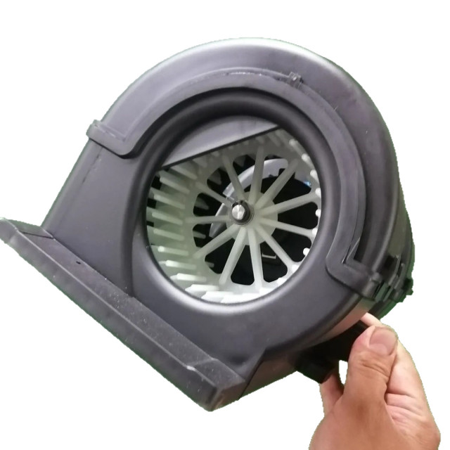 Suitable for Sinotruk Howo T5GTX heater motor