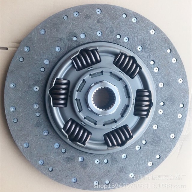 The manufacturer supplies truck clutches of 1861, 410, 046, clutch plates and pressure plates in multiple specifications