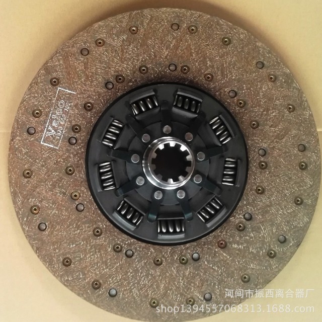 All kinds of automotive clutch parts, truck clutch plates, and automotive driven disc clutch plates are in stock