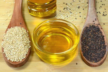 natural-sesame-oil-1578391439-5241838
