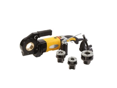 Pipe threading machine
