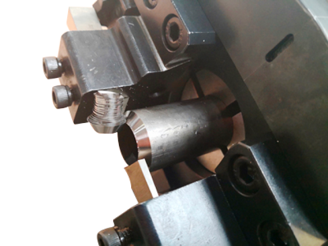 Mini Split Frame Pipe Cutting And Beveling Machine