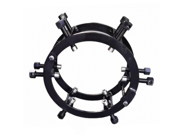 Jack Bolt Type Large-Diameter Pipe Aligner