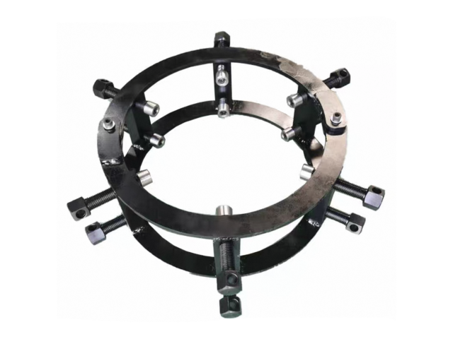 Jack Bolt Type Large-Diameter Pipe Aligner
