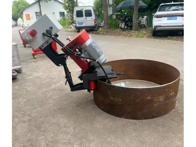 Unlimited Pipe Beveling Machine