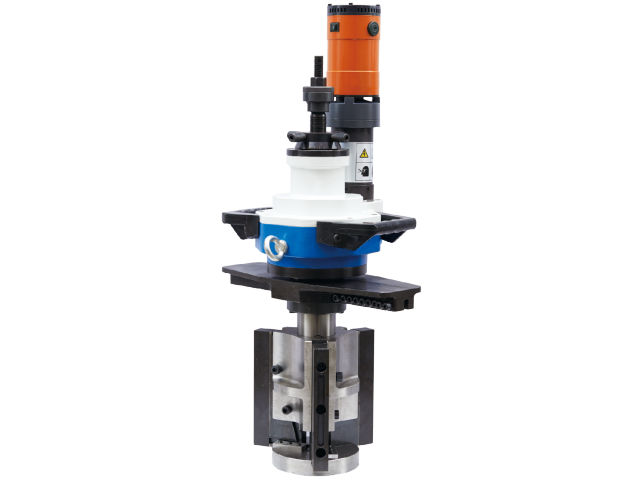Y -ID mounted pipe beveling machine