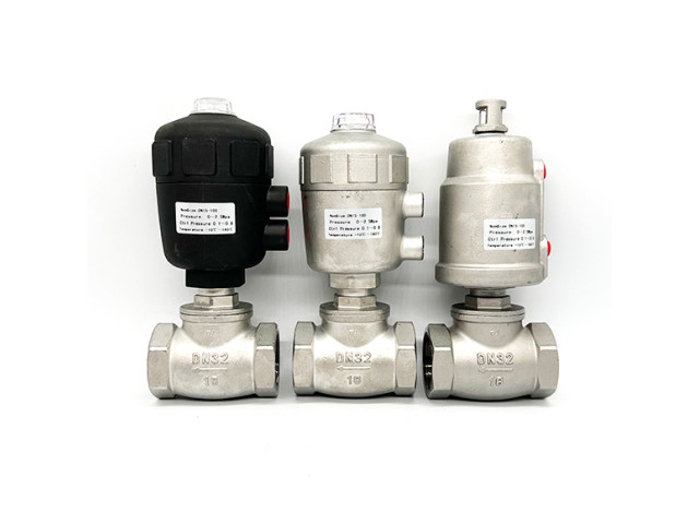 Pneumatic waist drum valve