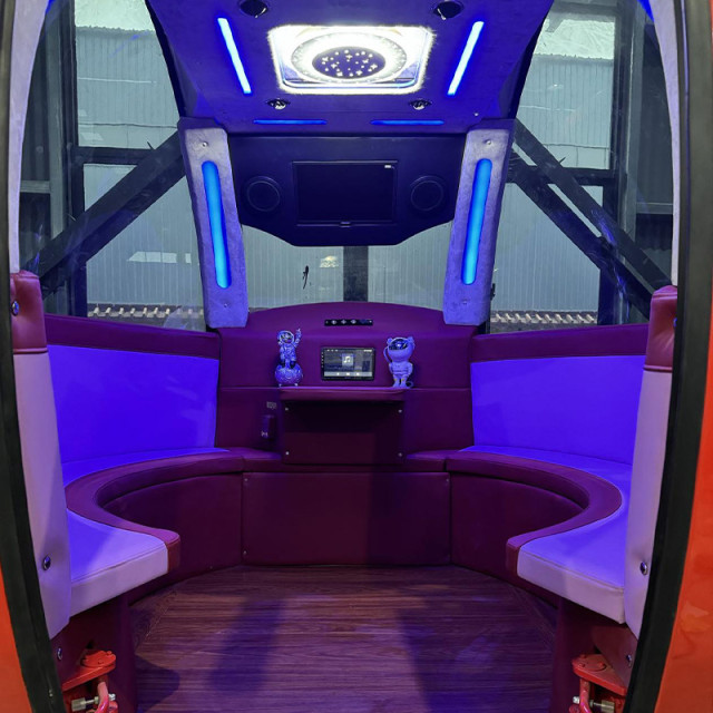 SMM-Q8A (VIP) - 2.6-meter VIP Globe Cabin