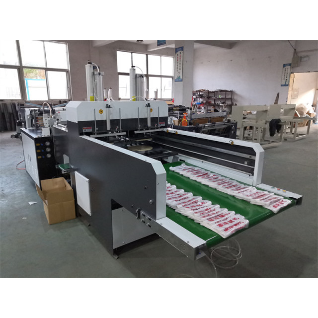 Super High-speed Full Auto Plastic T-shirt Bag Making Machine