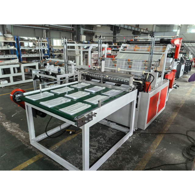 Computer Control Six-line Flat Bottom Sealing and Cutting Bag Machine with Belt Conveyor