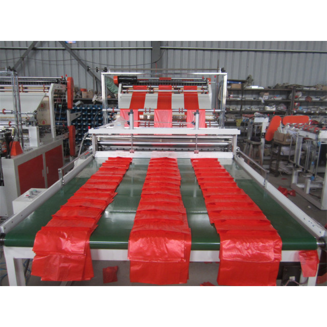 Computer Control Six-line Flat Bottom Sealing and Cutting Bag Machine with Belt Conveyor