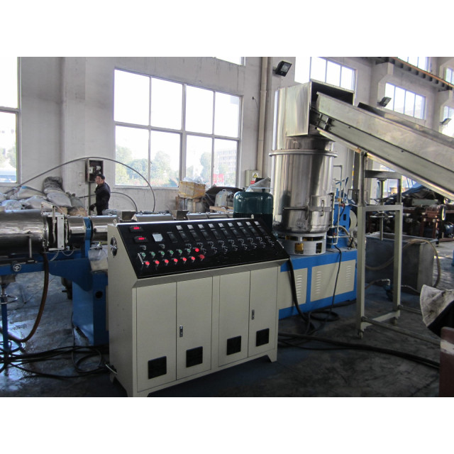 Water-ring Cutter Type Single-stage Waste PE Film Recycling Machine