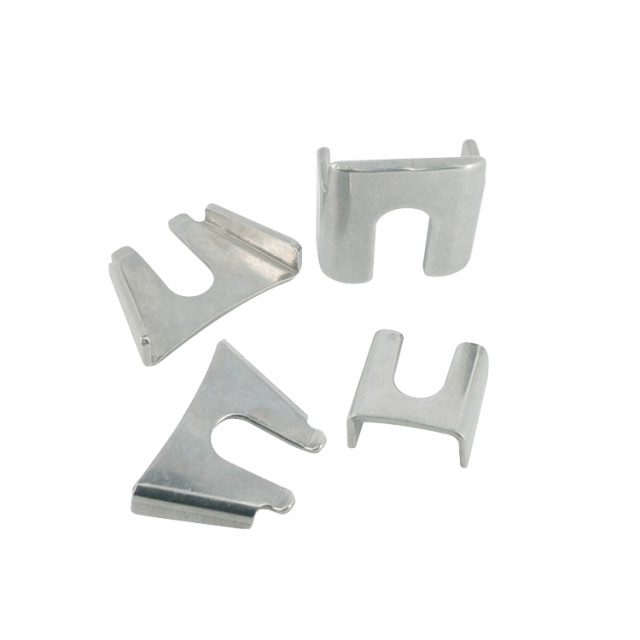 Manhole buckle plate