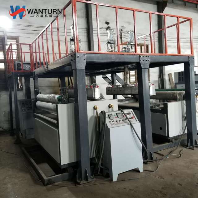 7-layer air bubble film machine (2+2+1 extruders)