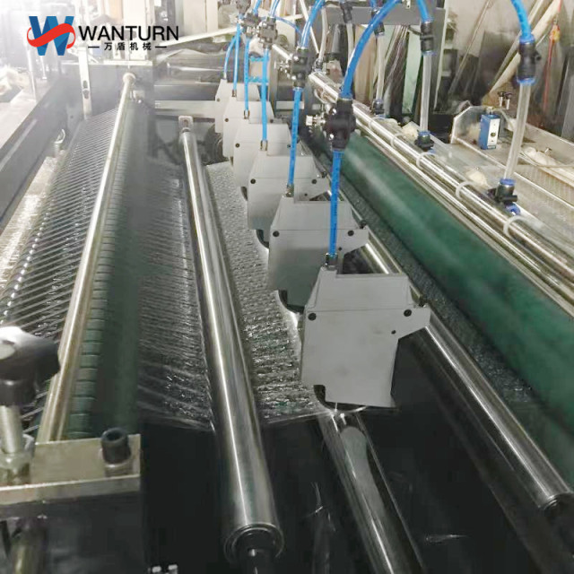Roll Bubble Film To Sheet Cutting Machine