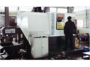 smallMAZAK-Vertical-Machining-Center-135718